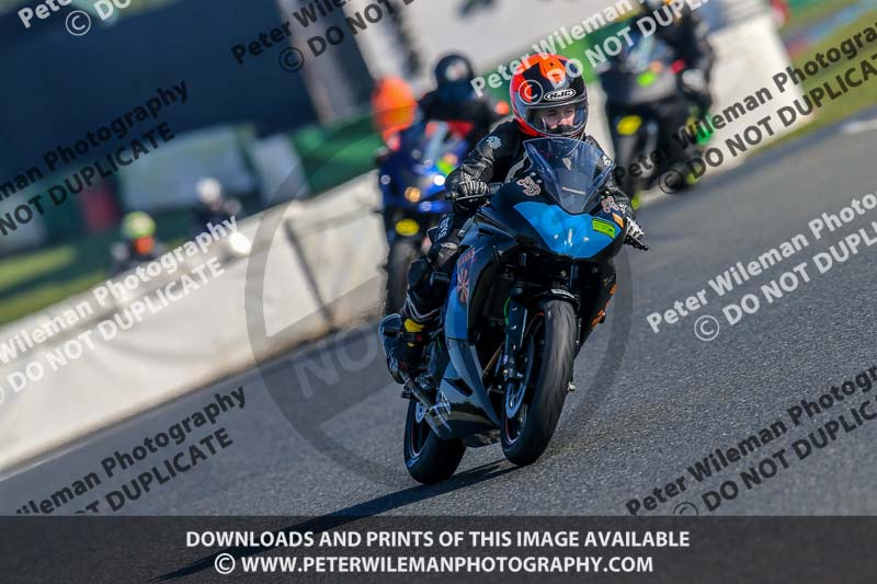 PJM Wedding Photography;enduro digital images;event digital images;eventdigitalimages;mallory park;mallory park photographs;mallory park trackday;mallory park trackday photographs;no limits trackdays;peter wileman photography;racing digital images;trackday digital images;trackday photos